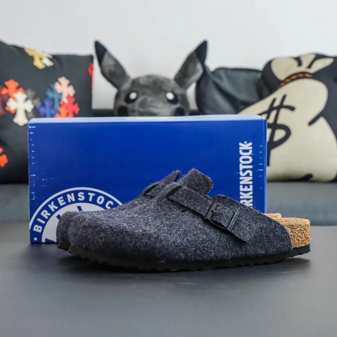 Wool felt ash