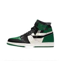 Black green toes