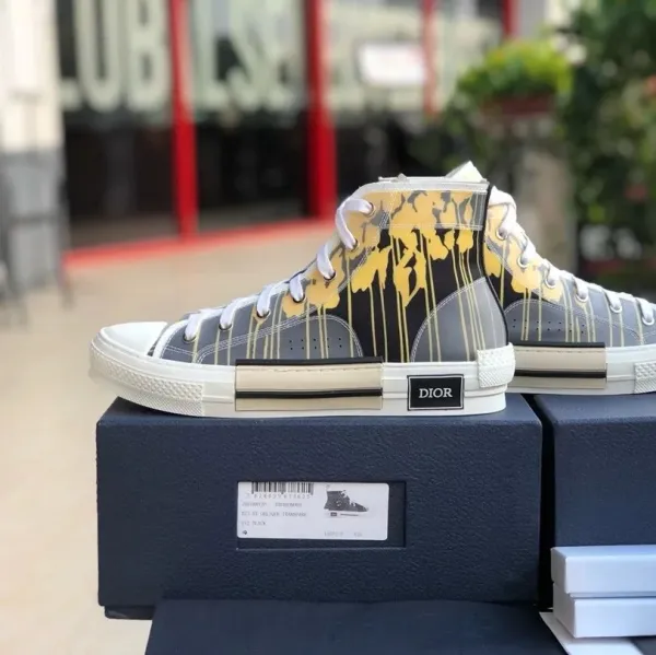 Dior B23 High-Top Sneakers Gray Yellow Paint Splatter - 1