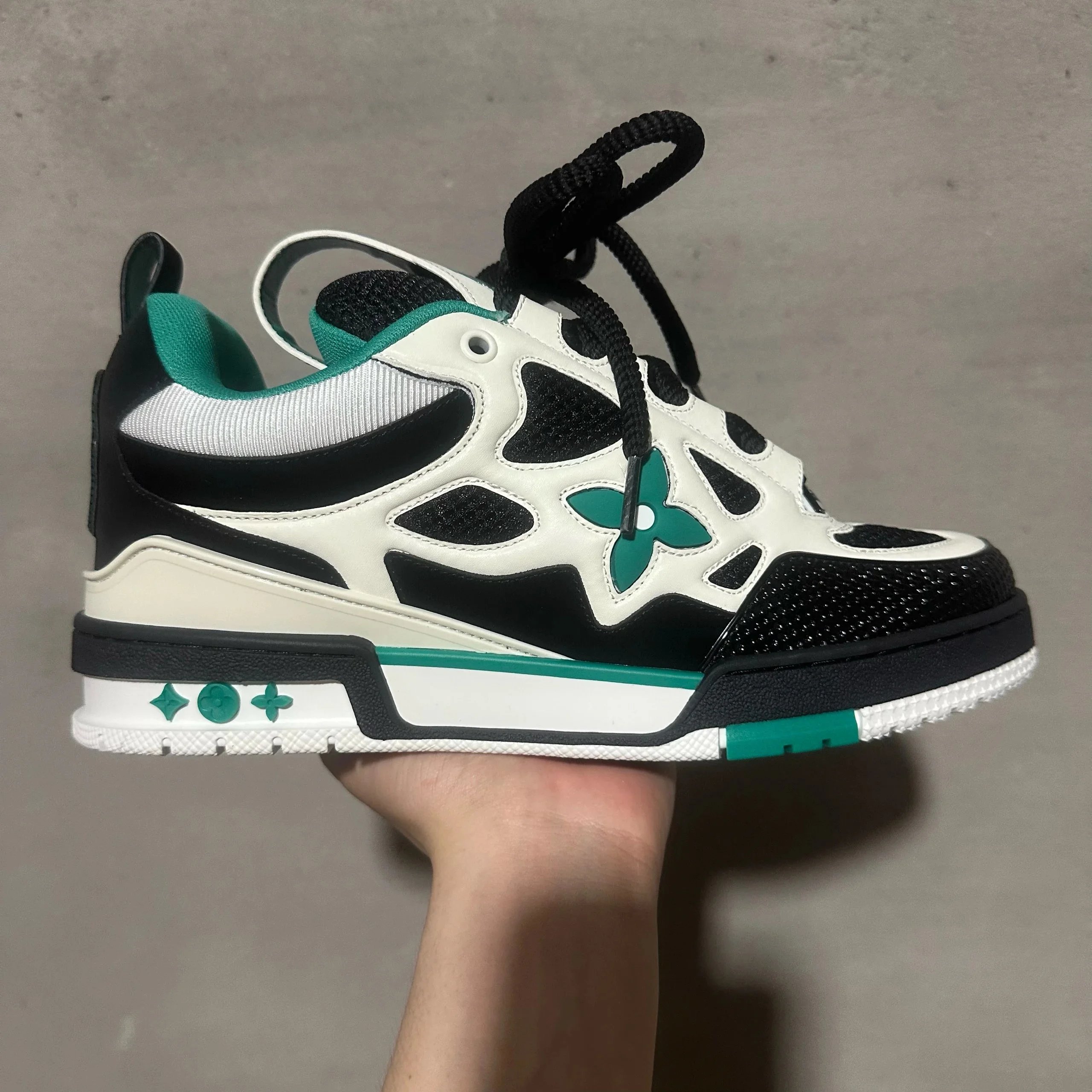 White Black Green