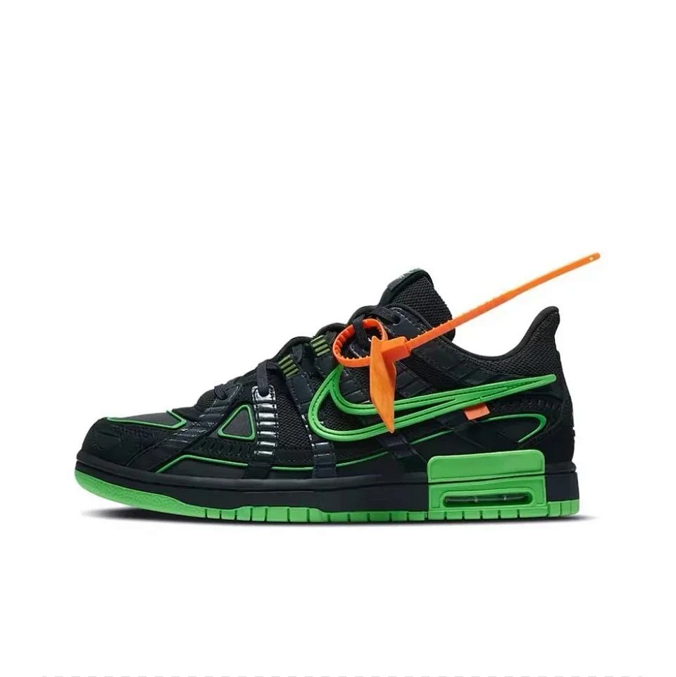 color:black and green