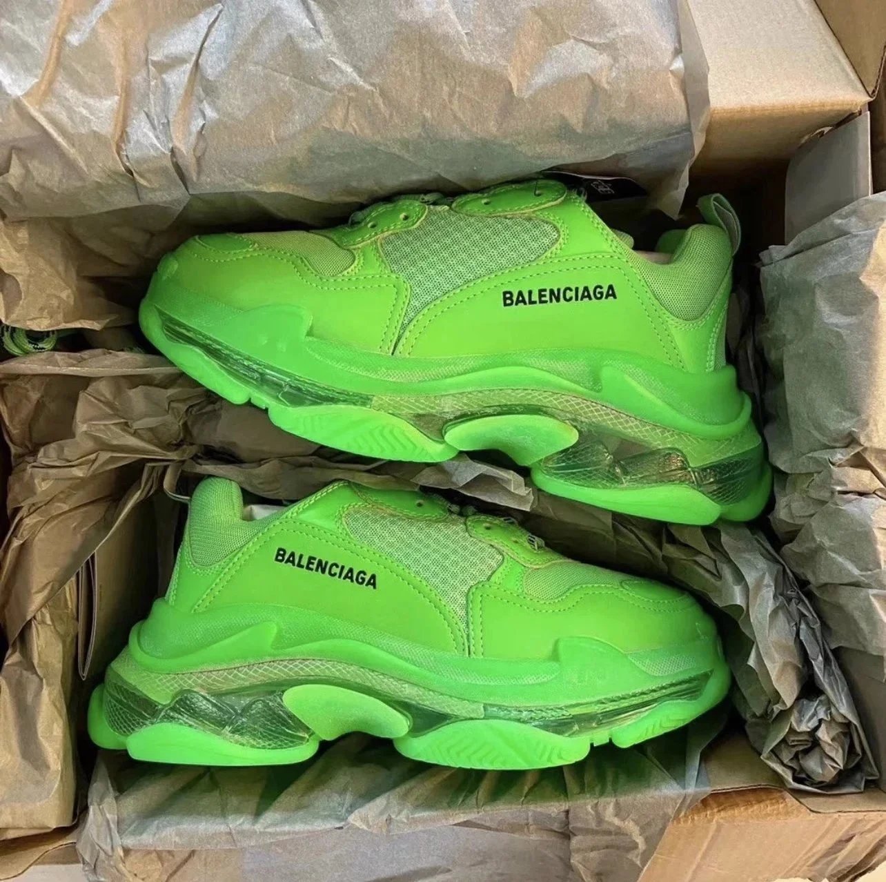 Air Cushion Fluorescent Green