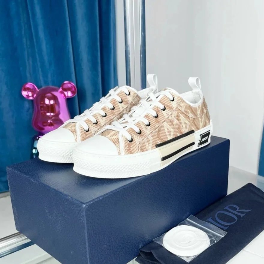 Dior B23 Oblique Beige Canvas Sneakers - 1