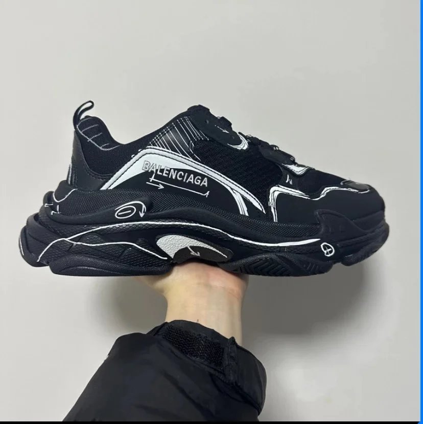 Graffiti Black