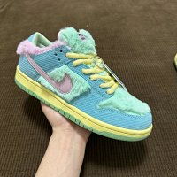 Verdy blue-green fluff