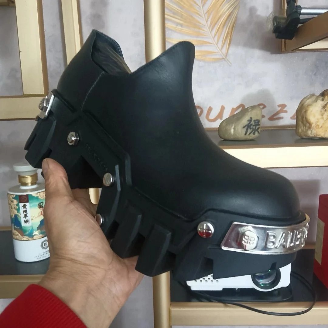 Iron standard leather shoes