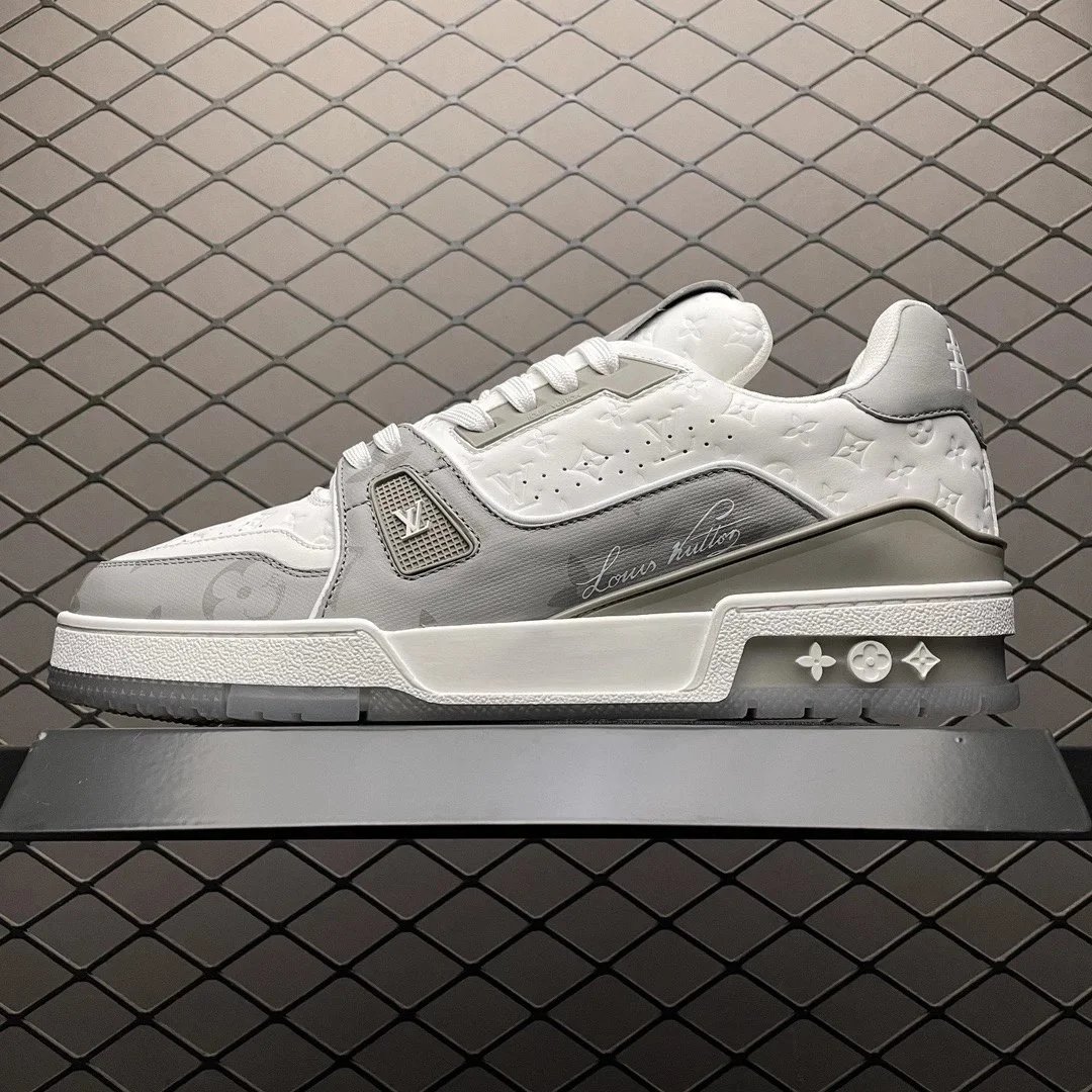 Leather Embossed Gray