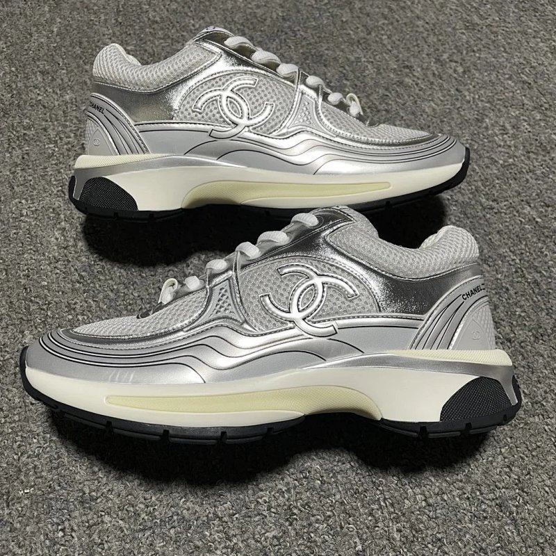 Sneakers from Wwtop