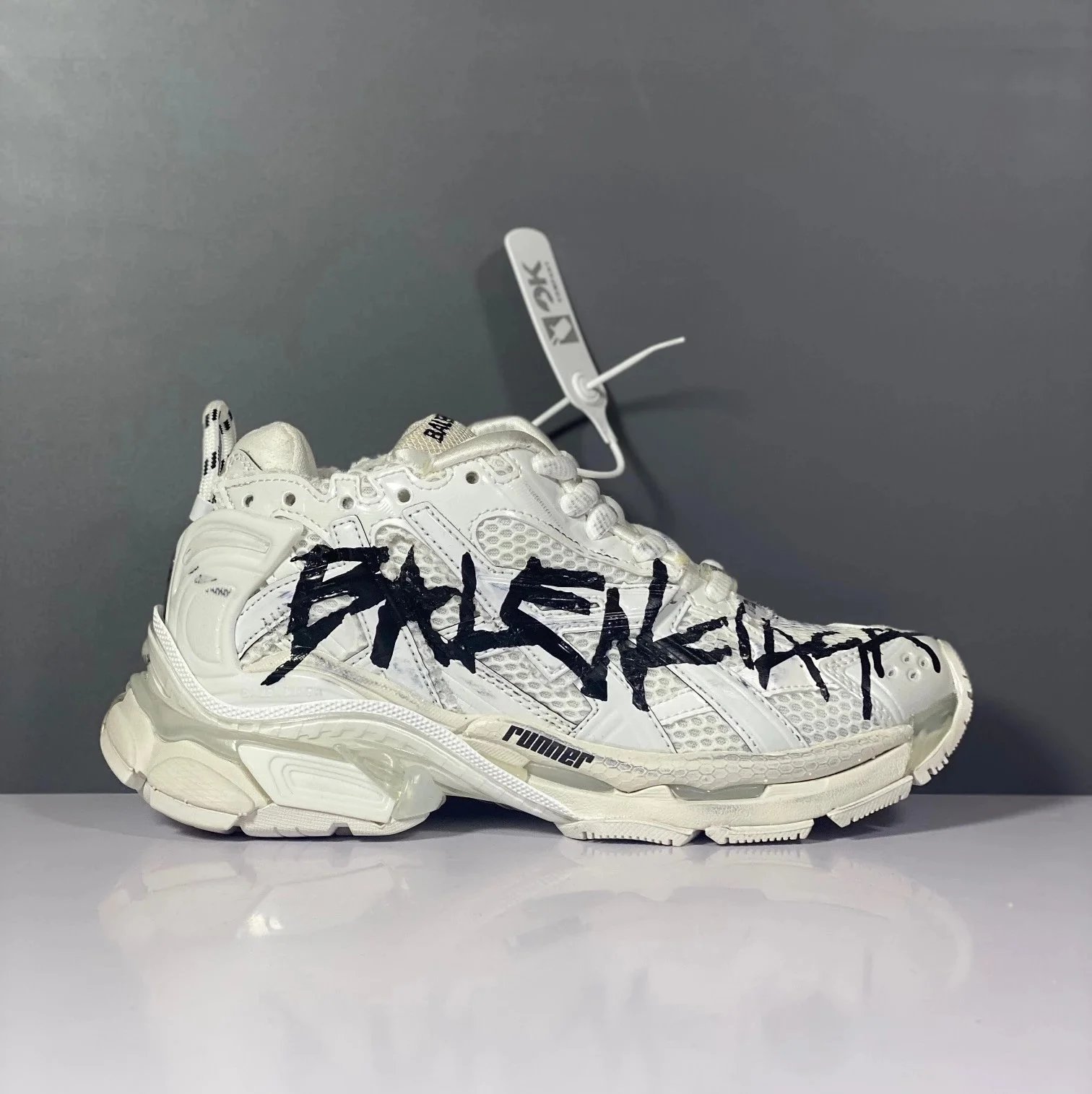 White Graffiti