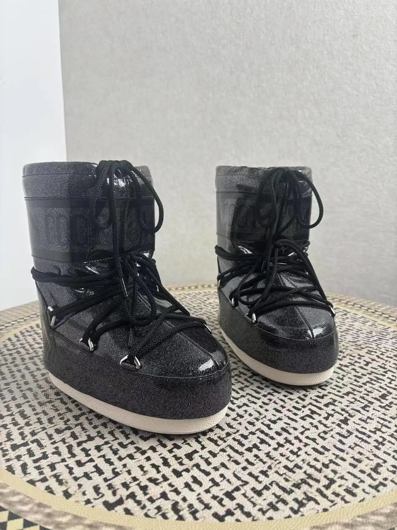 Design Moon Boot Glitter Black Snow Boots