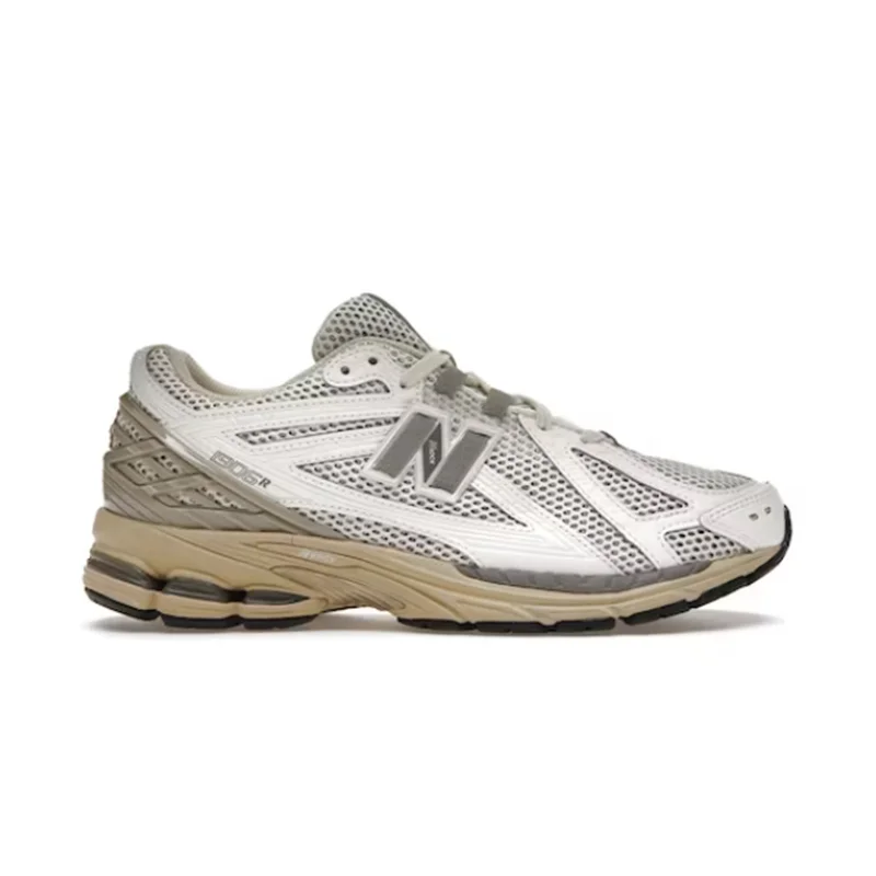 M batch New Balance 19O6R Sea Salt Marblehead 