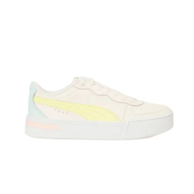 Puma Skye Sneaker - Women&#39;s yellow 