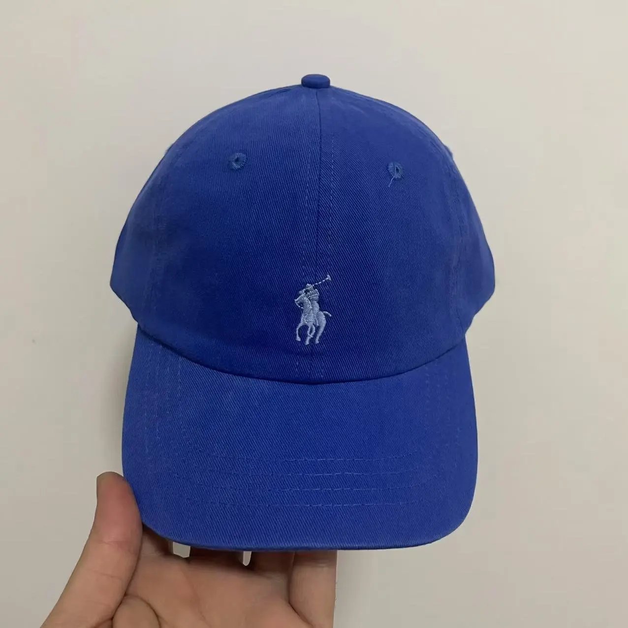 Blue gray label