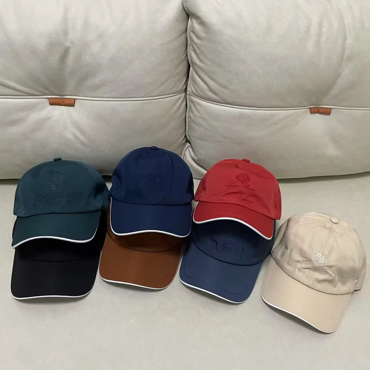 【 H-03 】 R * E * P * European * American * Four Seasons * Duck * Tongue * Hat * Word * Mother * Thorn * Embroidery * Four Seasons * Double * Layer * Soft * Top * Stick * Ball * Hat * Loose * Tight * Adjustable * Section * Household * External * Rest