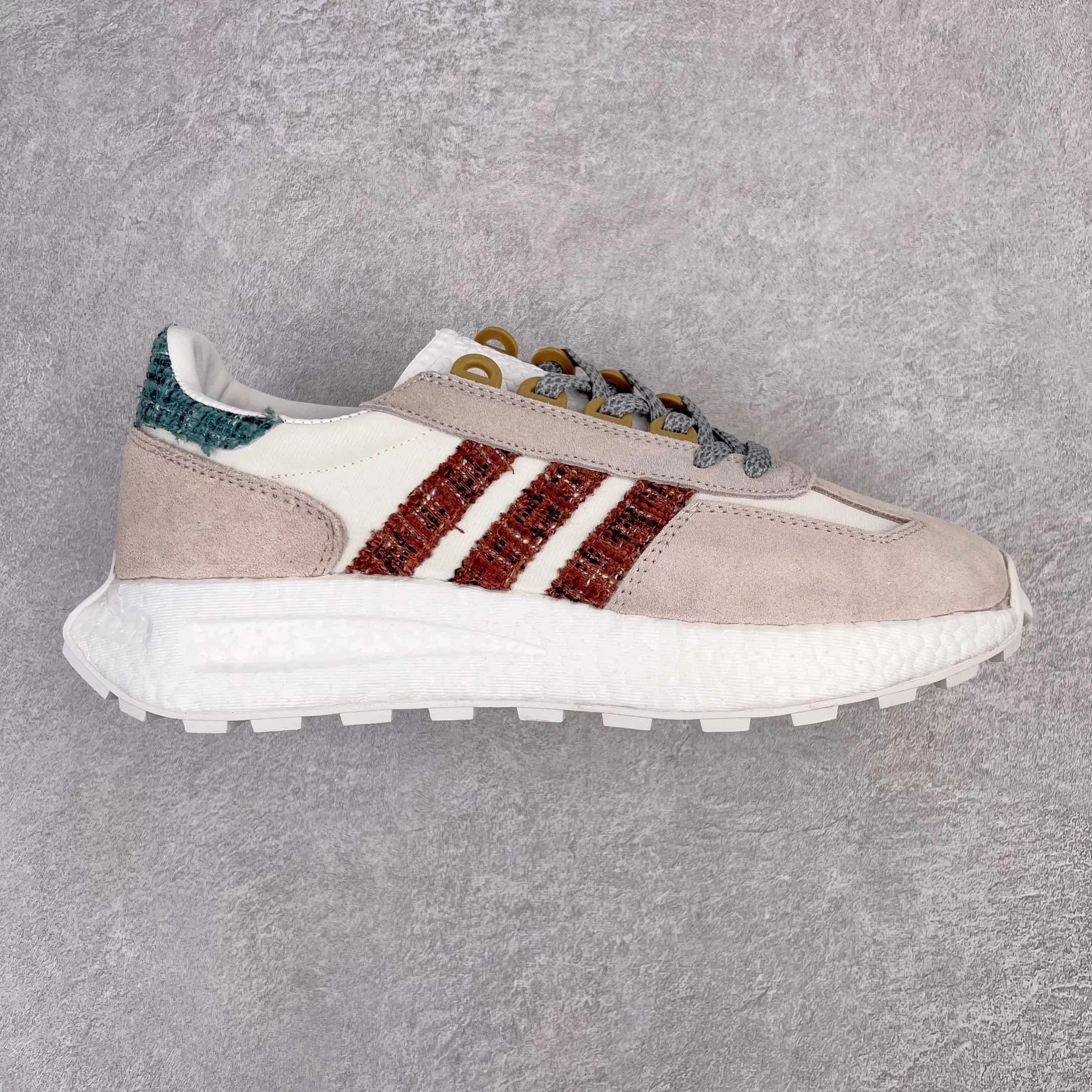 Adidas Sneakers Retropy E5 — White powder