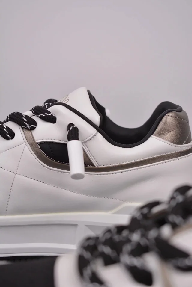 Valentino Garavani Sneakers One Stud low-top product detail image 8