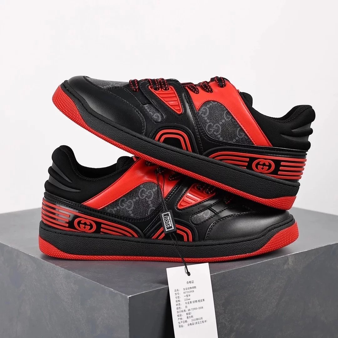 Gucci Sneakers Basket low-top — Black and red
