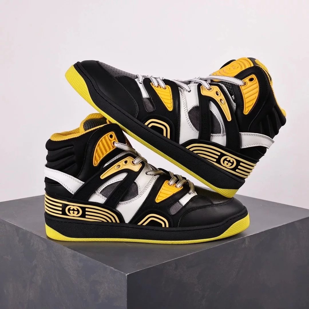 Gucci Sneakers Basket low-top — Black, white, and yellow, high-top