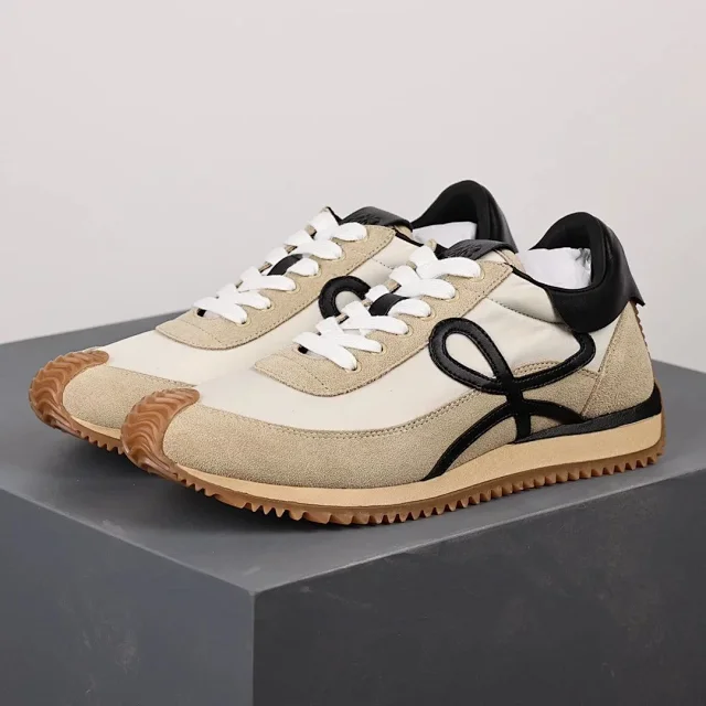 Loewe Sneakers Flow Runner product detail image 2