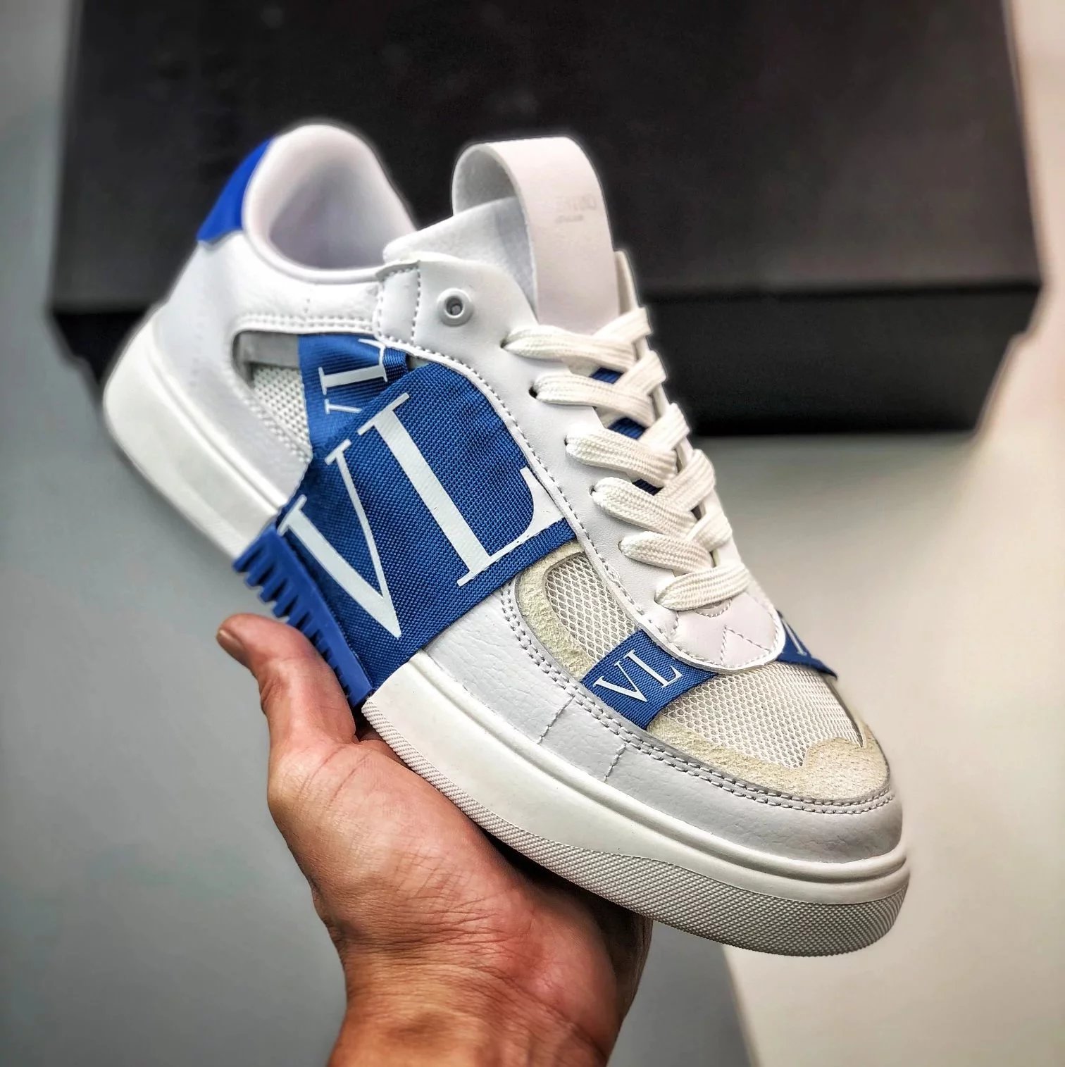 Valentino Garavani Sneakers VL7N — Blue