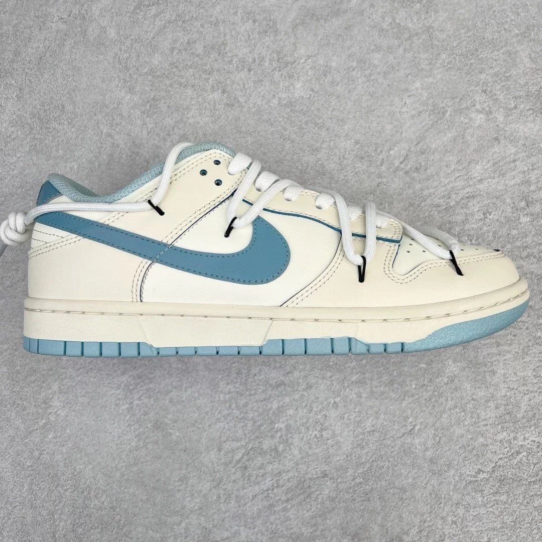 Nike Sneakers SB Dunk Low Deconstruction — White and blue