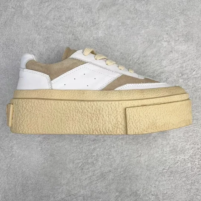 Unbranded Sneakers Low-Top Platform with Textured Oversized Sole product detail image 1