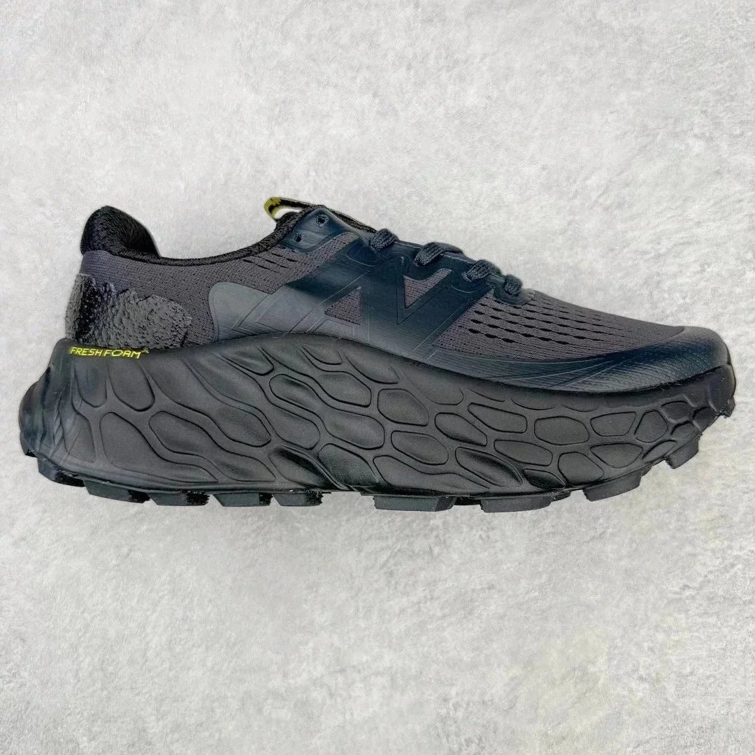 New Balance Sneakers Fresh Foam X More Trail v3 — Black