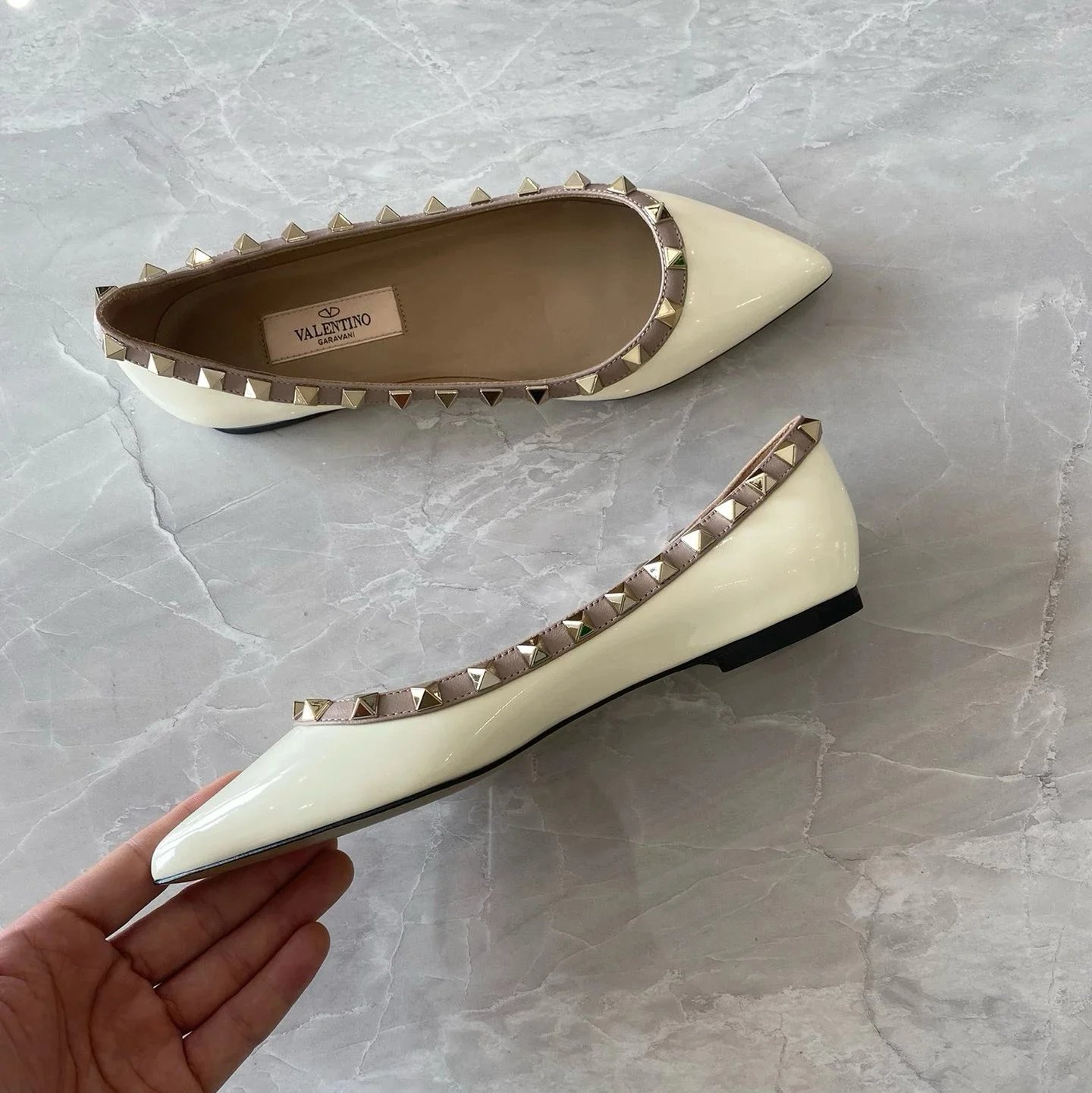 Valentino Garavani Casual Shoes Pointed-Toe Studded Ballet Flats — Flat Pumps White Patent Leather