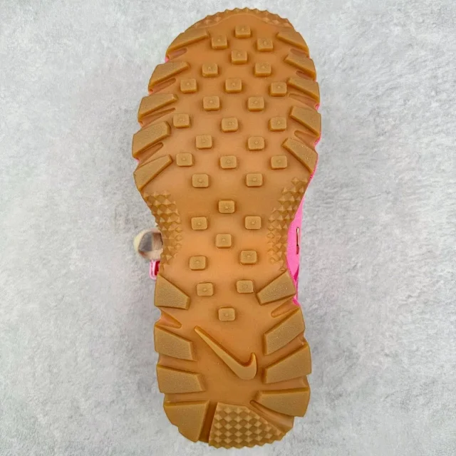 Nike Sneakers Low-top chunky lug-sole with mini Swoosh product detail image 9