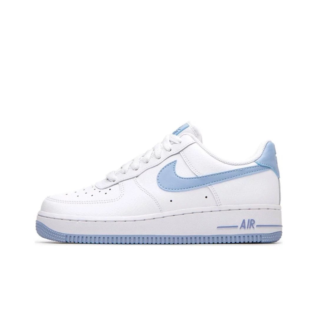 Nike Sneakers Air Force 1 Low — White and blue