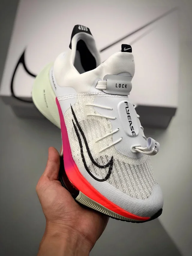 Nike Sneakers Air Zoom Tempo NEXT% FlyEase product detail image 1