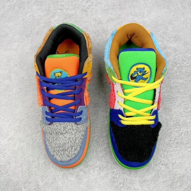 Nike Sneakers Dunk Low Custom Graphic product detail image 2