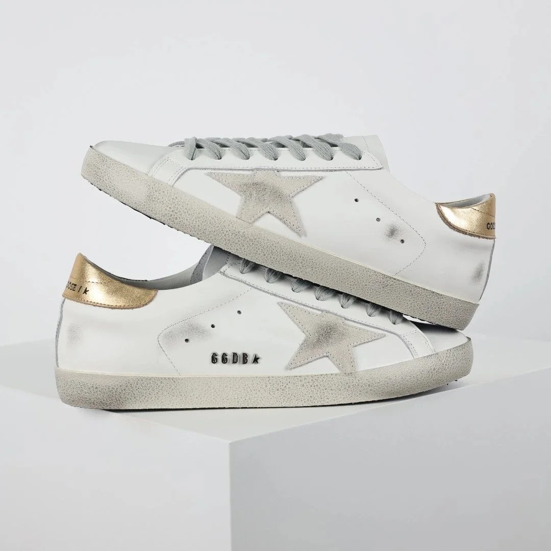 Golden Goose Sneakers Distressed star-appliqué low-top — White card its tail