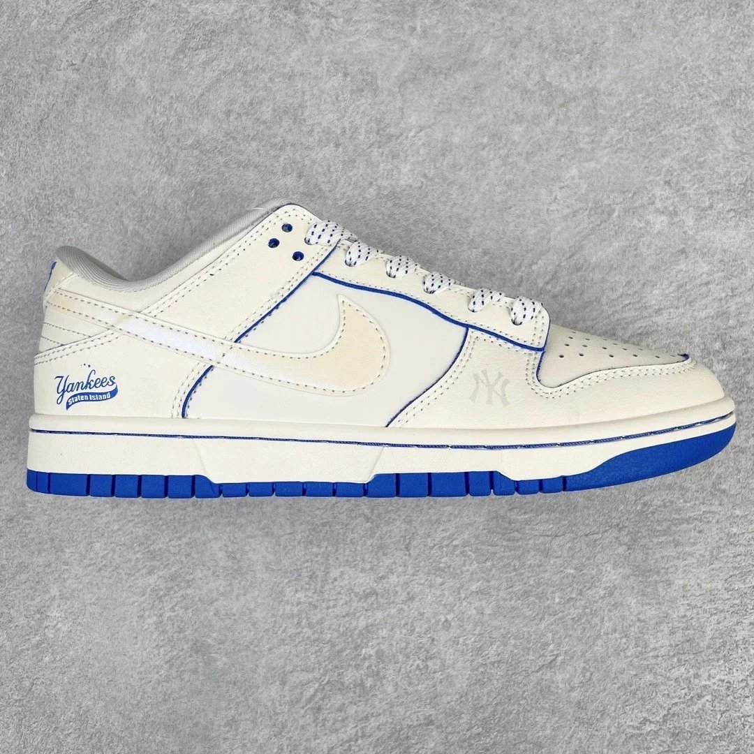 Nike Sneakers Dunk Low custom low-top — White and blue