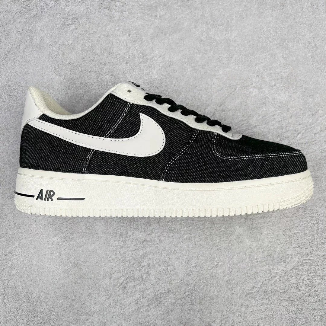 Nike Sneakers Air Force 1 '07 Low — Black and white denim