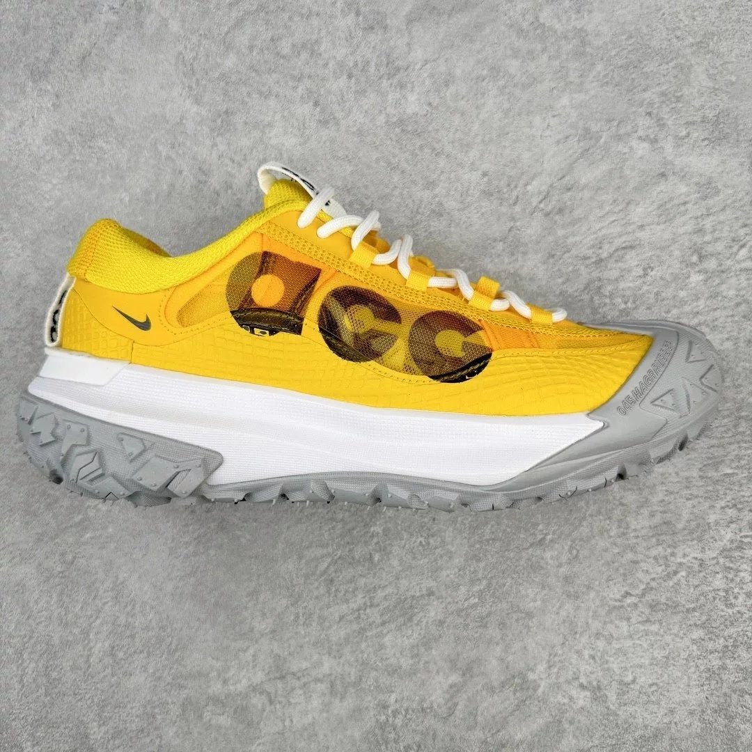 Nike Sneakers ACG Mountain Fly Low SE Trail — Yellow