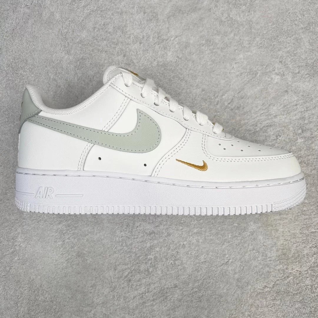 Nike Sneakers Air Force 1 Low '07 — White and green
