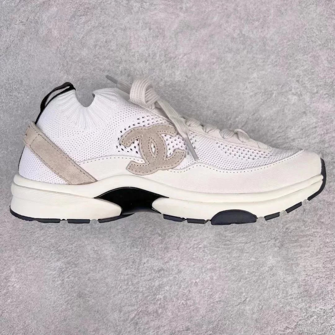 Chanel Sneakers Low-Top Knit Chunky with Interlocking CC Logo — white