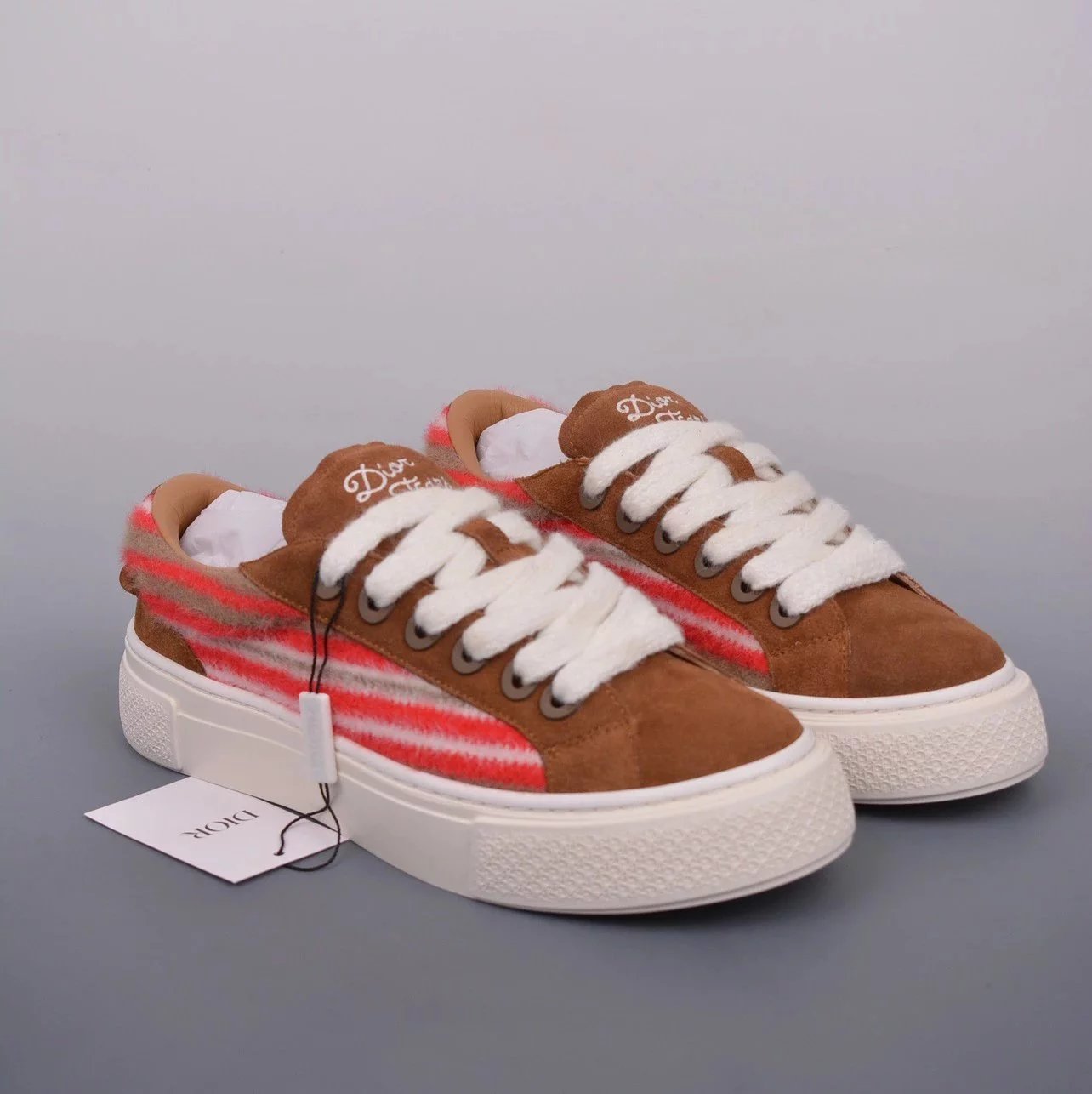 Dior Sneakers B33 Low-Top — Brownish red