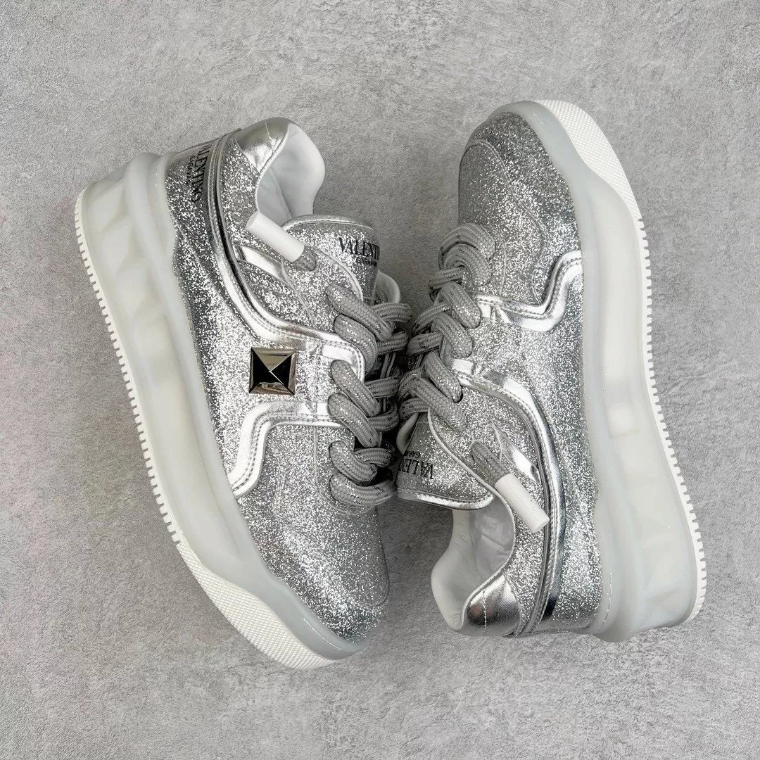 Valentino Garavani Sneakers One Stud low-top — Silver