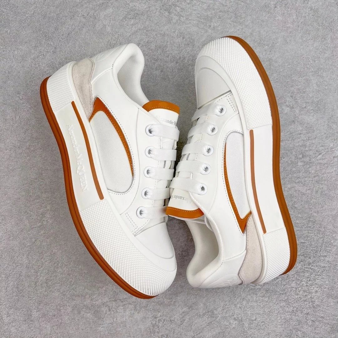 Alexander McQueen Sneakers Oversized low-top — White-brown