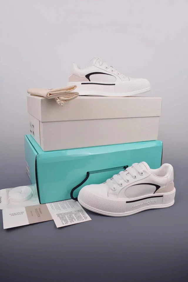 Alexander McQueen Sneakers Oversized low-top product detail image 5