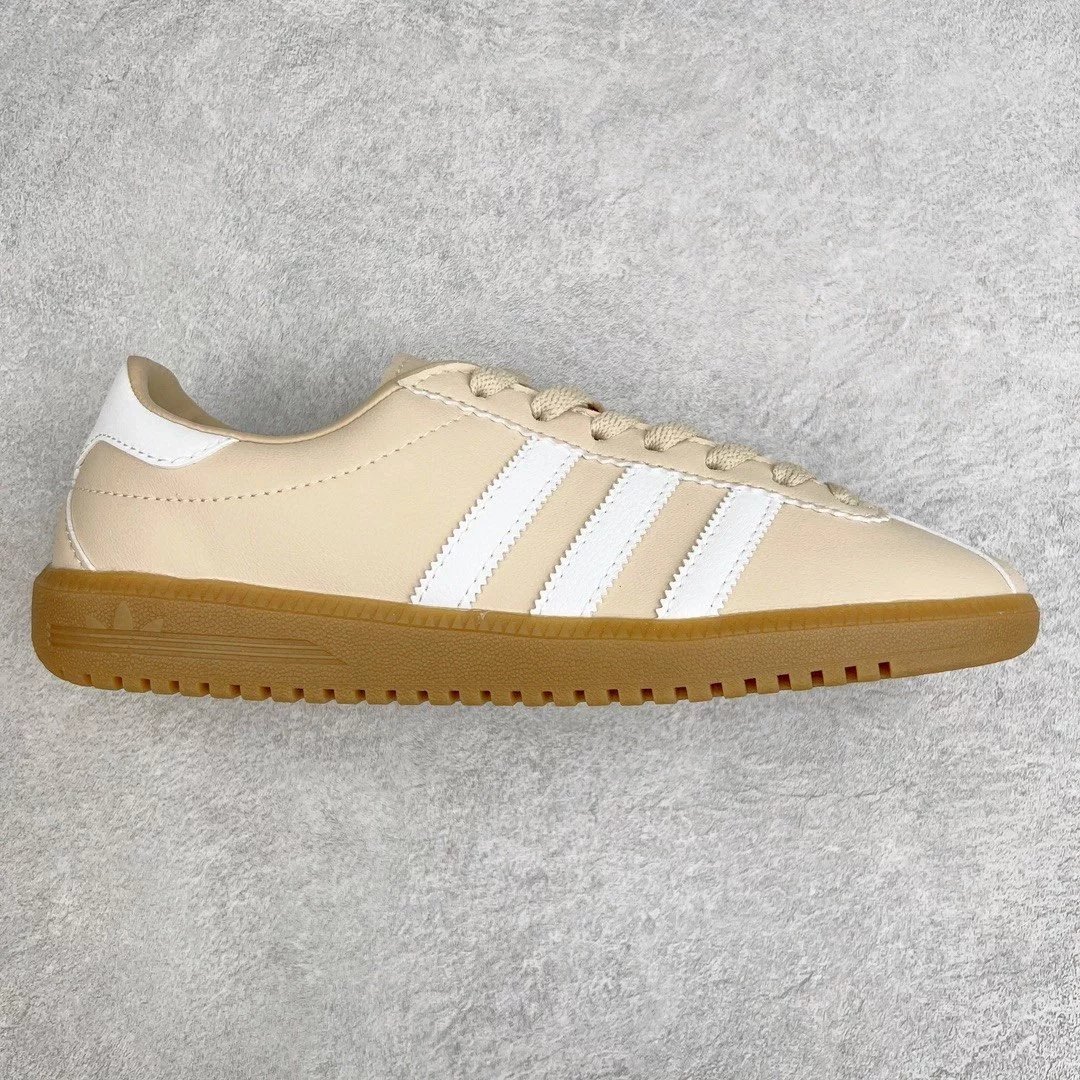 Adidas Sneakers Bermuda three-stripe low-top — Khaki