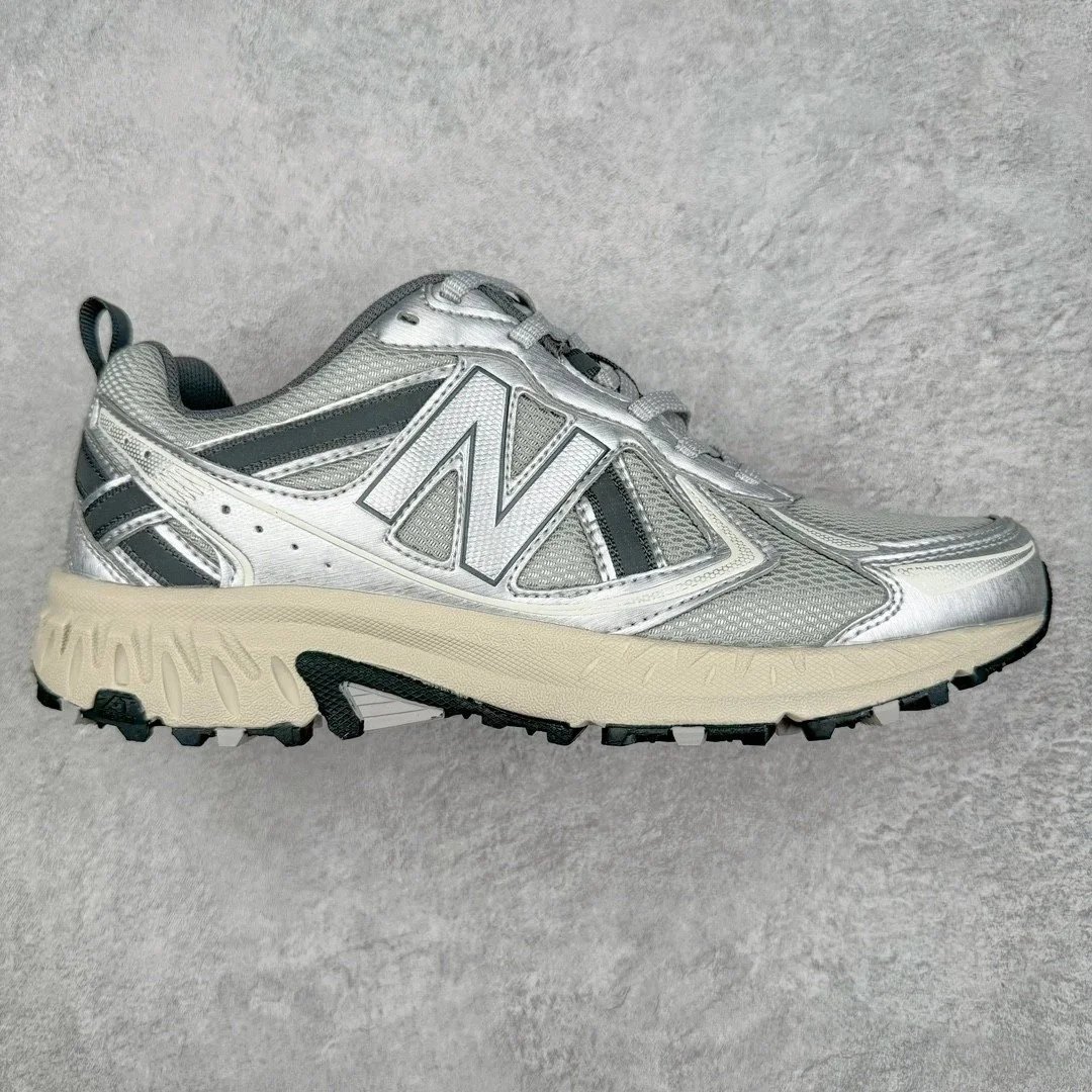 New Balance Sneakers NB 410 v5 — Silver gray