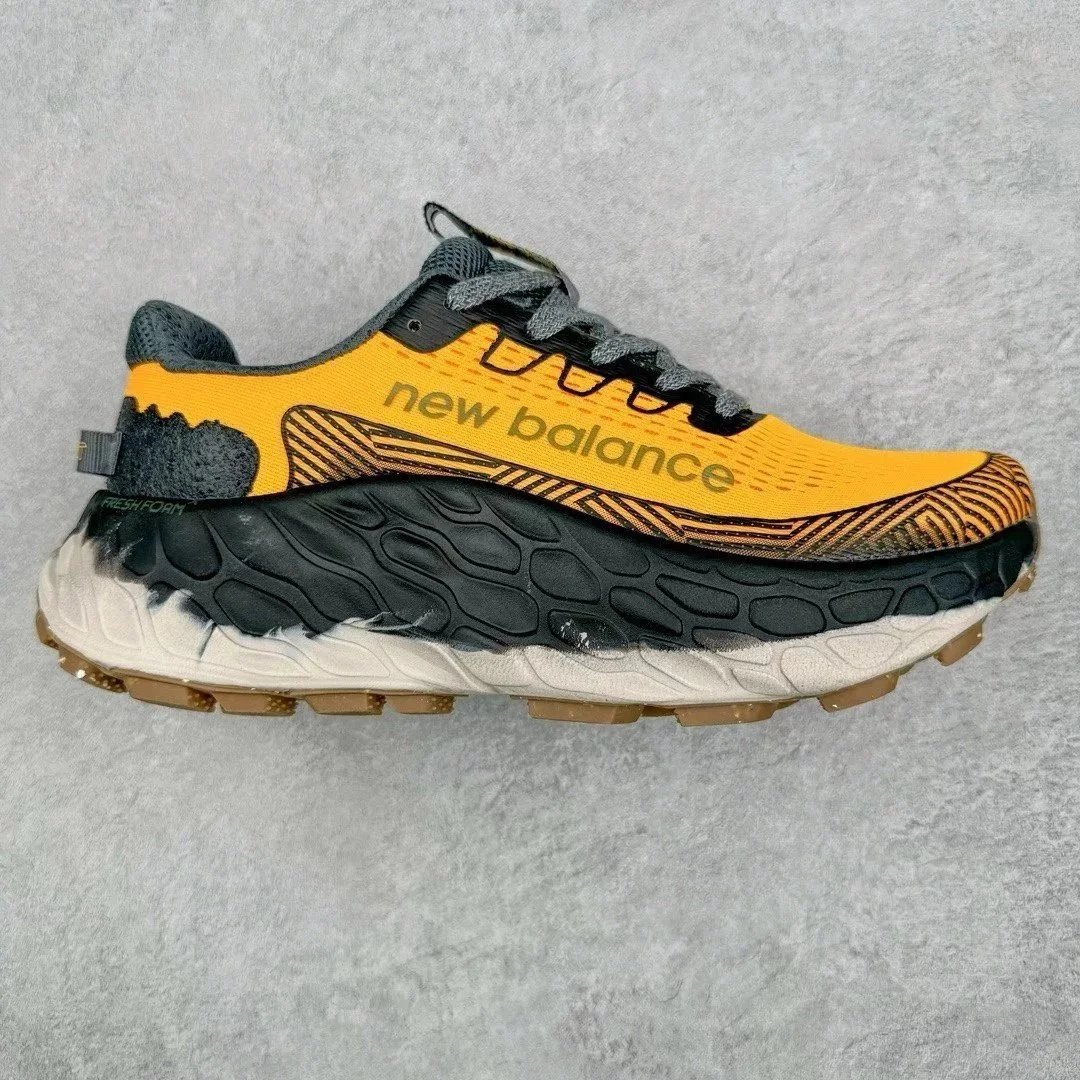 New Balance Sneakers Fresh Foam X More Trail v3 — Yellow and black