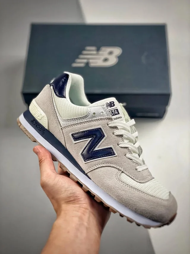 New Balance Sneakers 574 product detail image 1