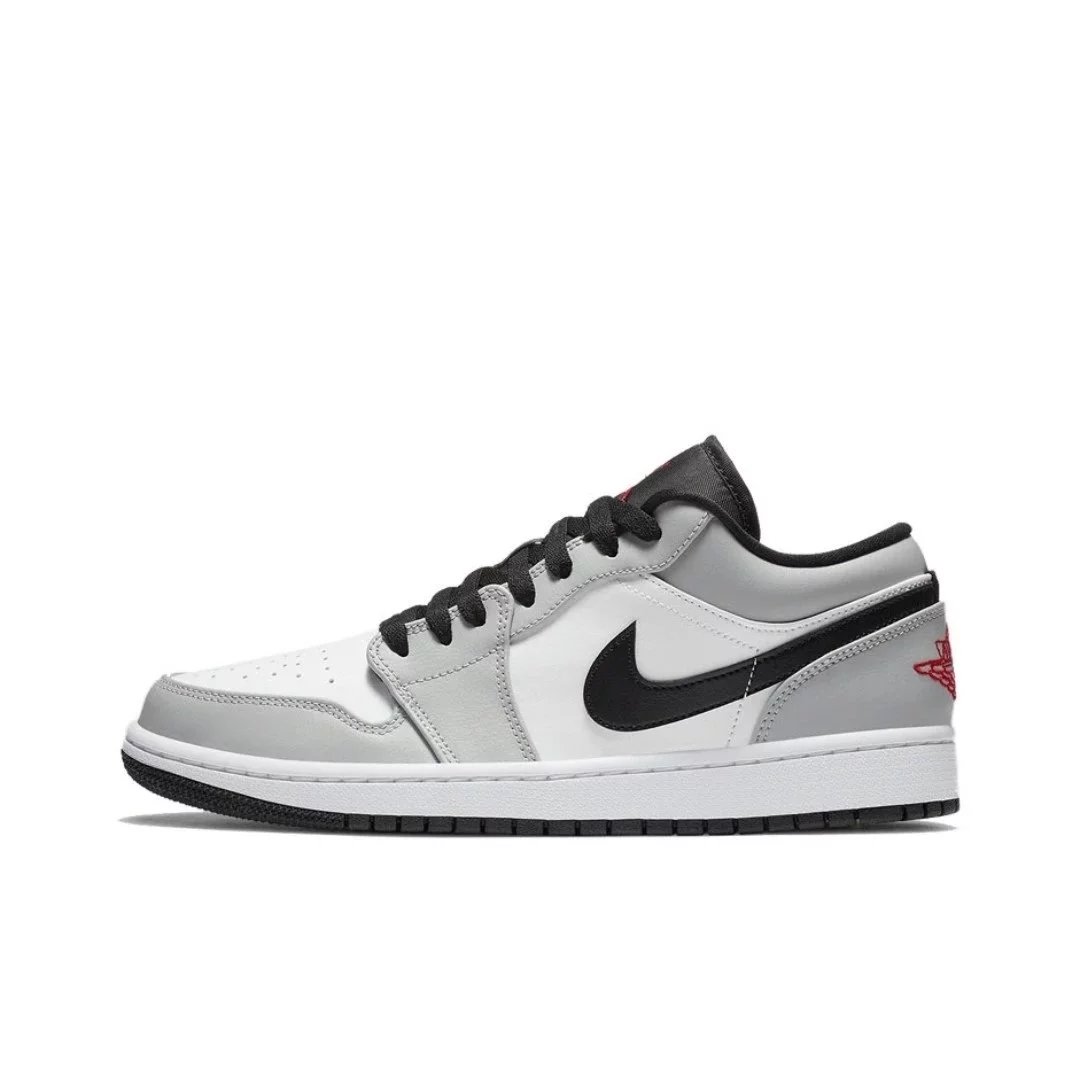 Nike Sneakers Air Jordan 1 Low — 16