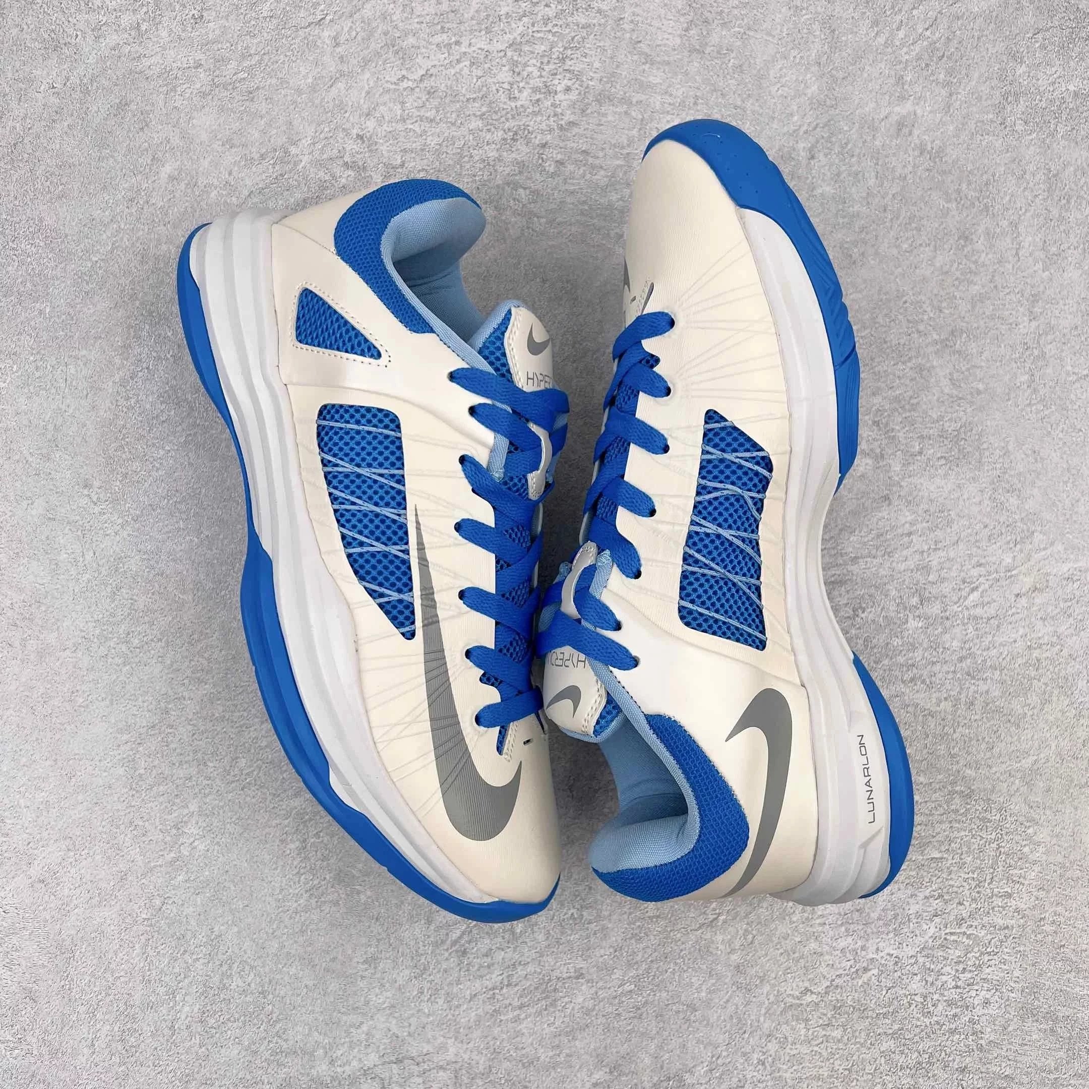 Nike Sneakers Lunar Hyperdunk 2012 basketball shoes — White and blue