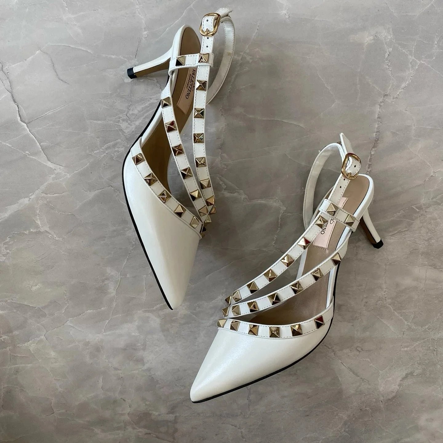 Valentino Garavani Casual Shoes Pointed-Toe Studded Ballet Flats — Middle Heel Side Rivet White Sheepskin