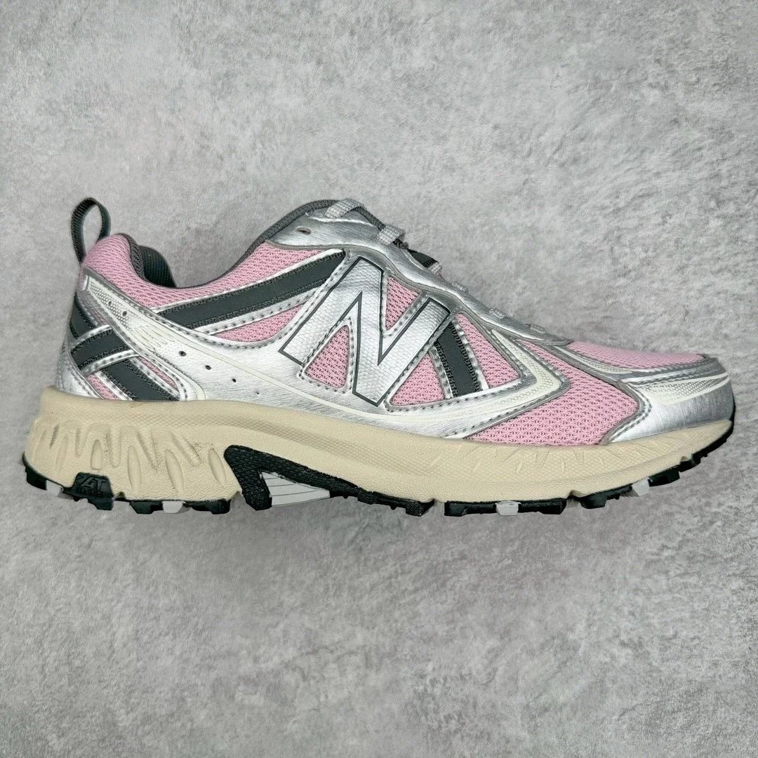 New Balance Sneakers NB 410 v5 — Silver powder